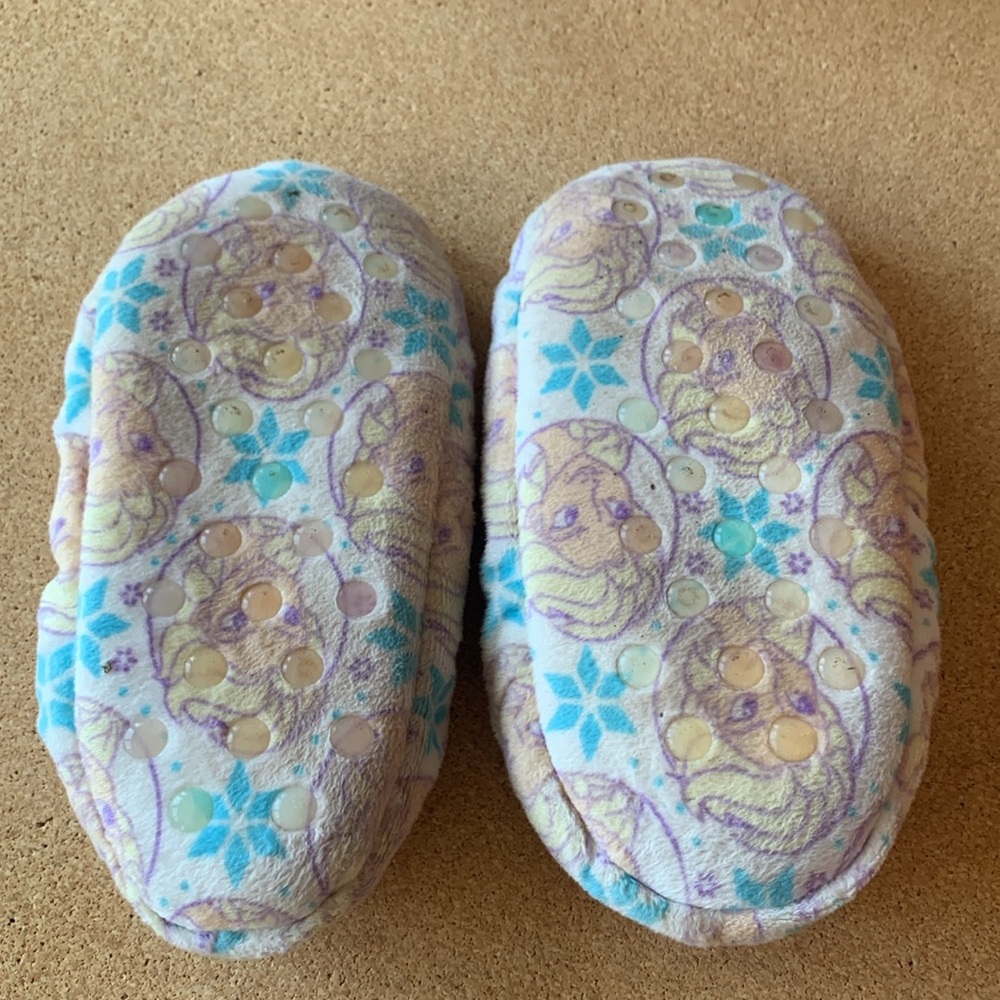 Disney Baby Girl Sleepers - Picture 4 of 9